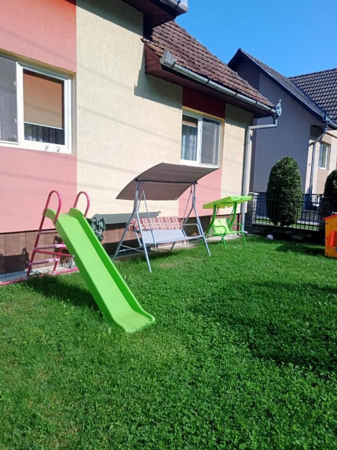 Pensiunea Casa Ioana Sugag Ngoại thất bức ảnh